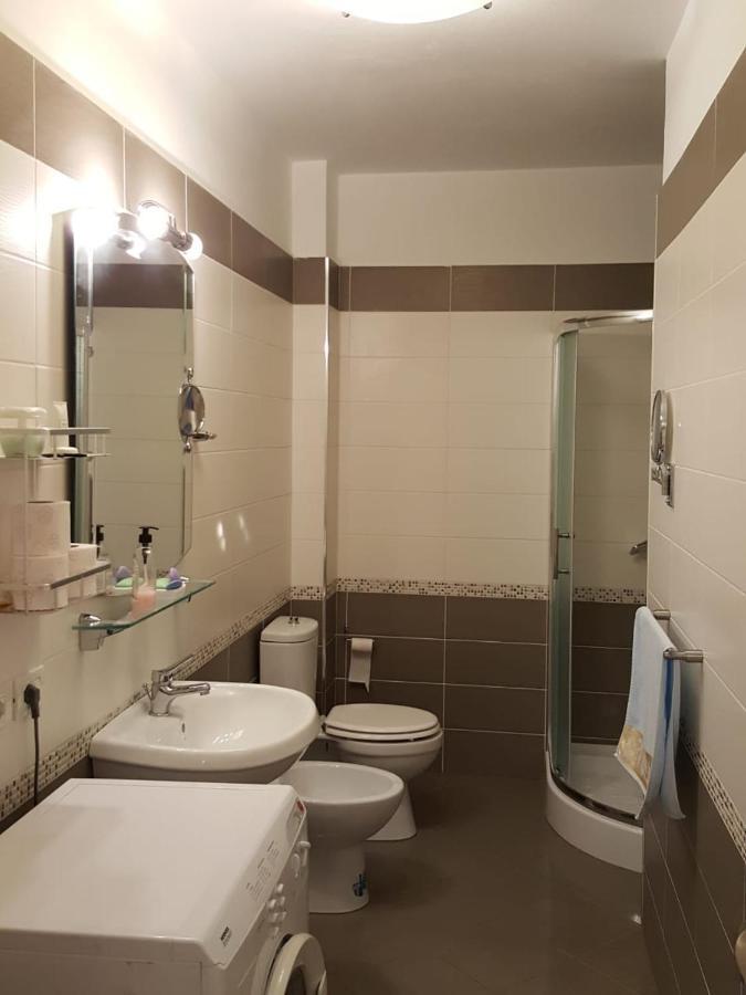 Holiday Center Apartment Shkodër エクステリア 写真